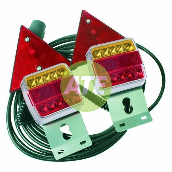 Led 6' Magnetic Light Set C/W Triangles And 6M Cable